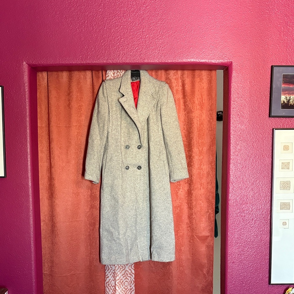 Elegant Women's Gray Trench Coat